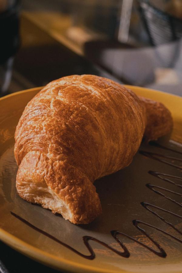 Hotel V1501 帕斯托 外观 照片 Croissant